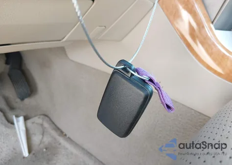 2006 Toyota Avalon Limited z USA, uszkodzony, nr VIN 4T1BK36B16U063778